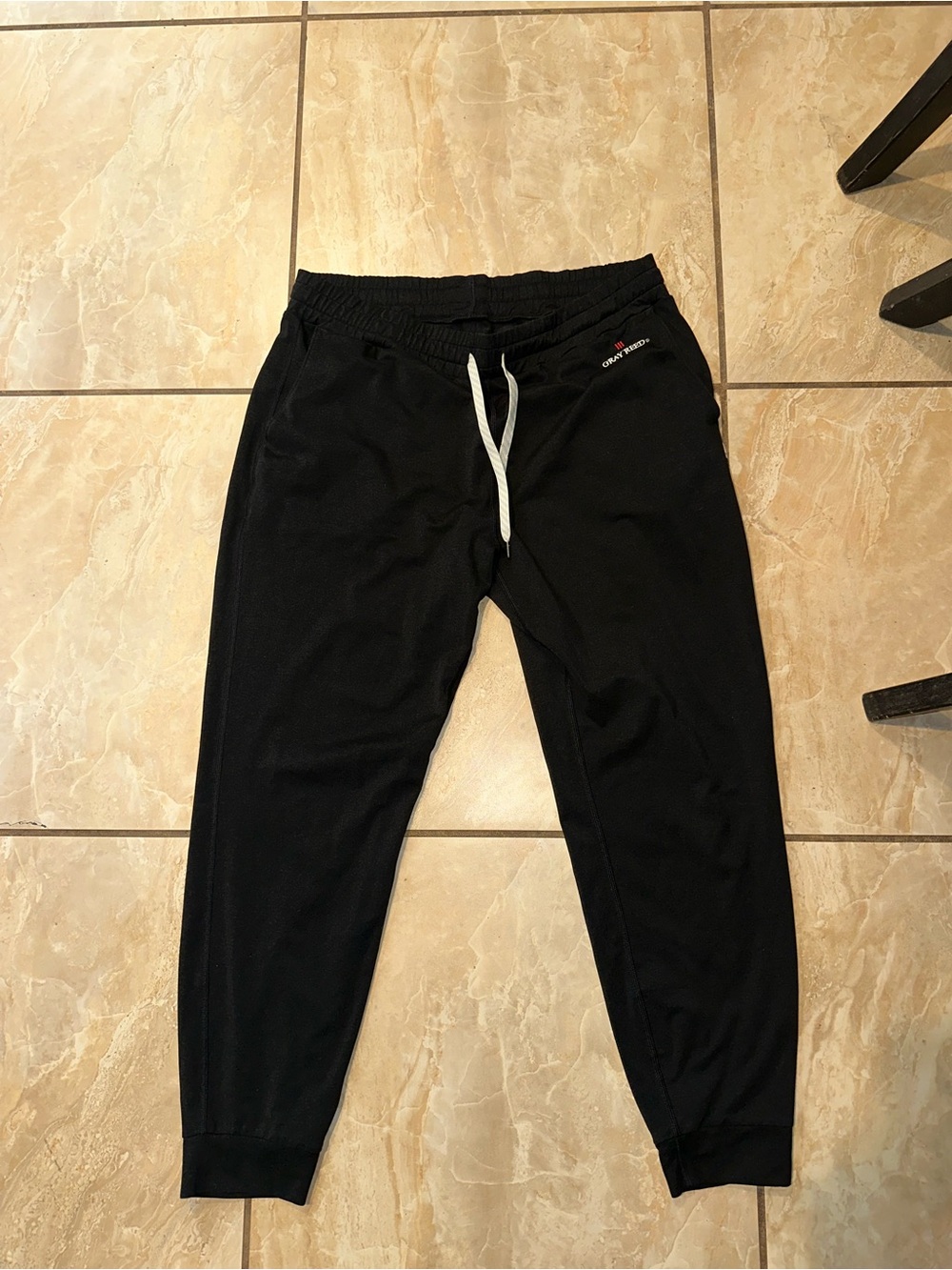 Black Vuori Women’s Joggers Size L